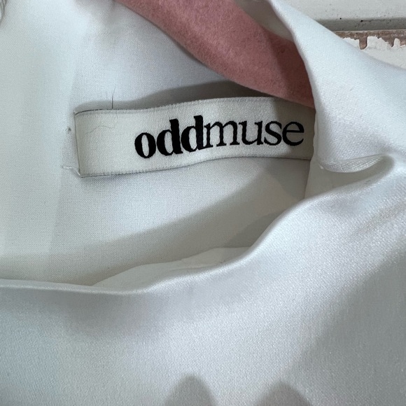 ODDMUSE WHITE MINI DRESS LARGE - Picture 3 of 9